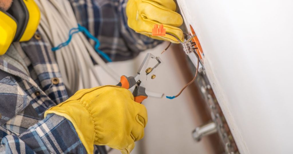 Consertos e manutenções elétricas em Campina Grande